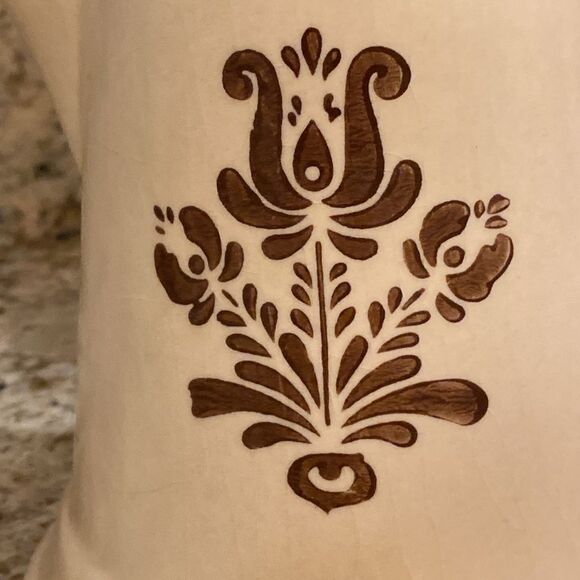 Vintage Pfaltzgraff Coffee Pot Village Pattern USA Made Tan Brown Stoneware 6x9” - Picture 5 of 16